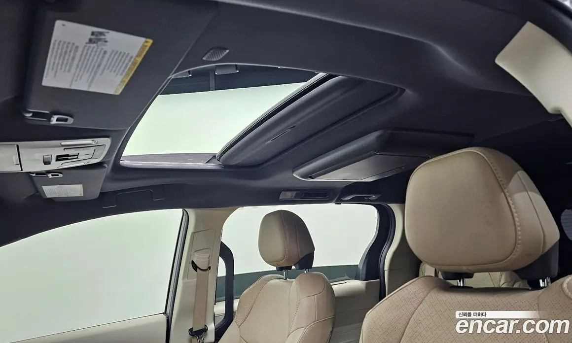 Toyota Sienna 2021 2.5 автомат (гидро), фото 19 Toyota Sienna 2021 2.5 автомат (гидро), фото 19