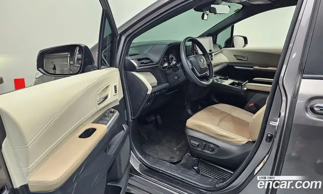 Toyota Sienna 2021 2.5 автомат (гидро), миниатюра 10 Toyota Sienna 2021 2.5 автомат (гидро), миниатюра 10