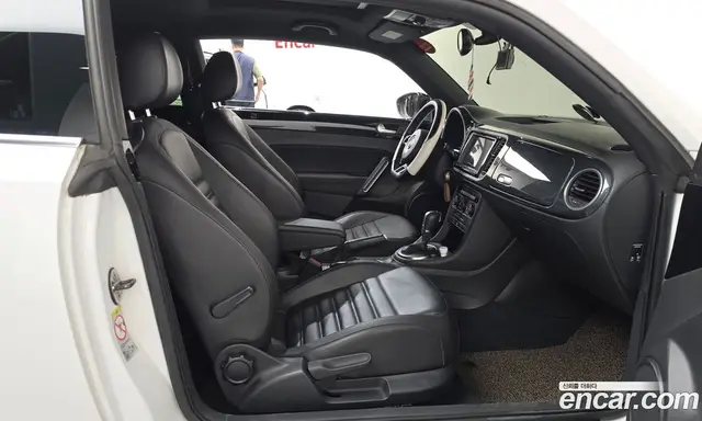 Volkswagen Beatle 2015 2.0 автомат (гидро), миниатюра 11