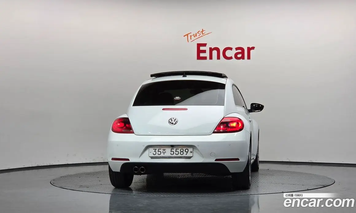 Volkswagen Beatle 2015 2.0 автомат (гидро), фото 4