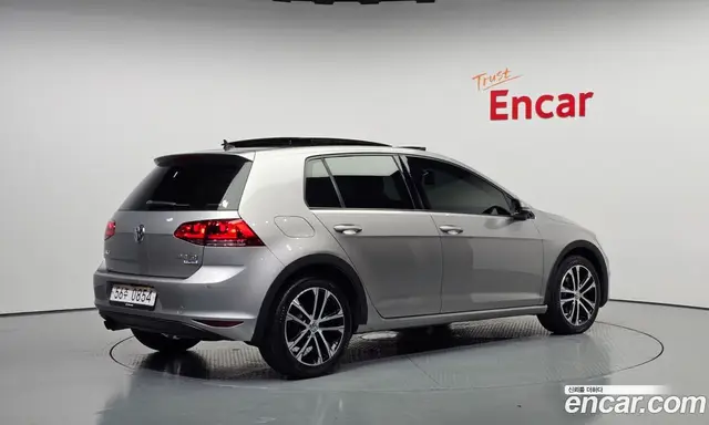 Volkswagen Golf 2015 2.0 автомат (гидро), миниатюра 2