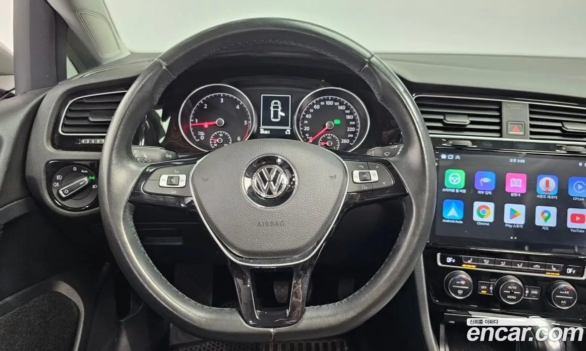 Volkswagen Golf 2015 2.0 автомат (гидро), фото 13