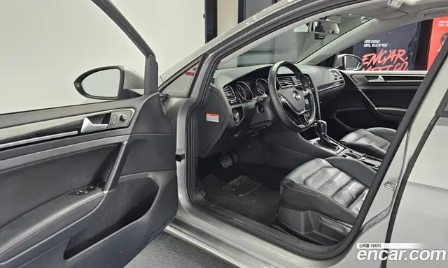 Volkswagen Golf 2015 2.0 автомат (гидро), миниатюра 10