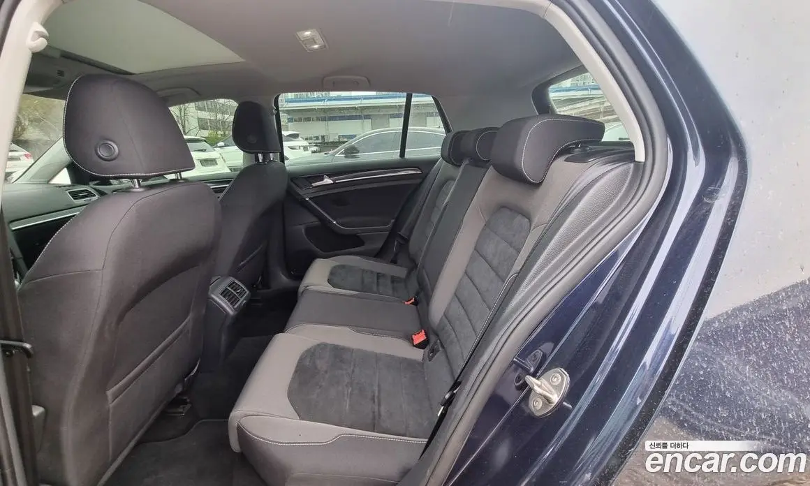 Volkswagen Golf 2015 2.0 автомат (гидро), фото 13