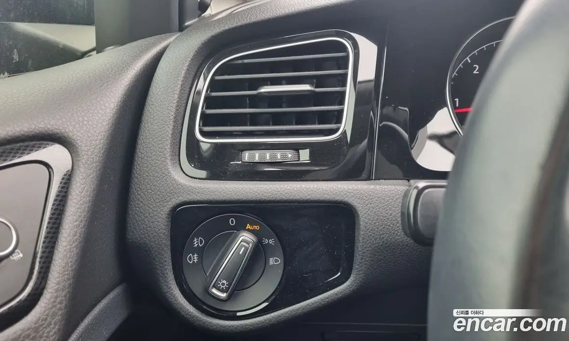 Volkswagen Golf 2015 2.0 автомат (гидро), фото 16