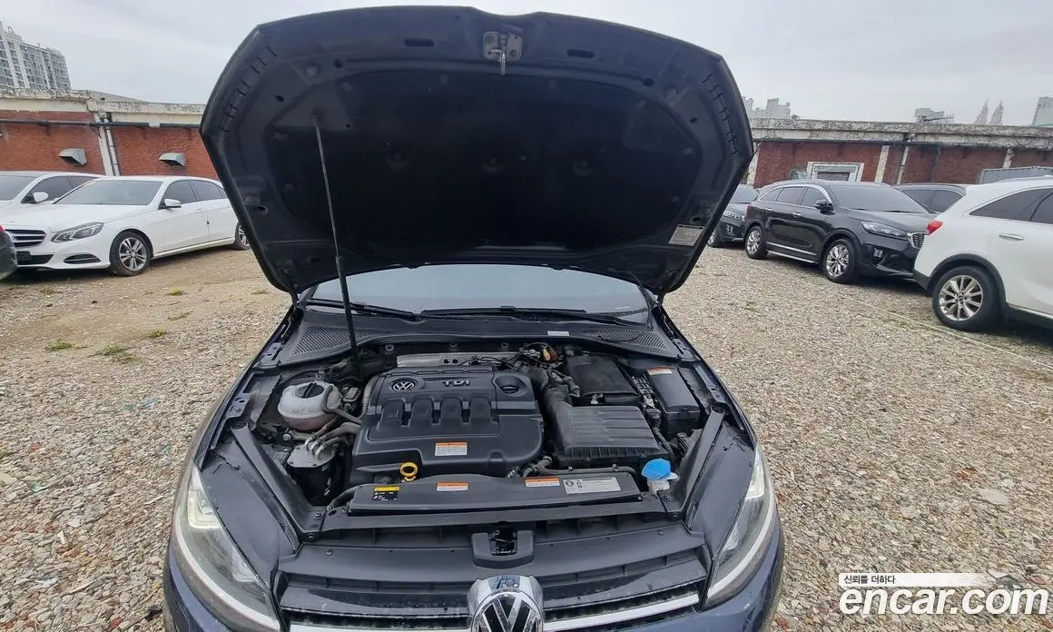 Volkswagen Golf 2015 2.0 автомат (гидро), фото 7
