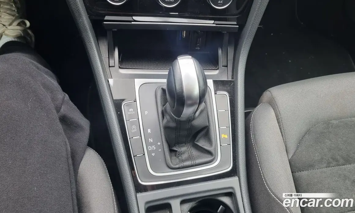 Volkswagen Golf 2015 2.0 автомат (гидро), фото 9