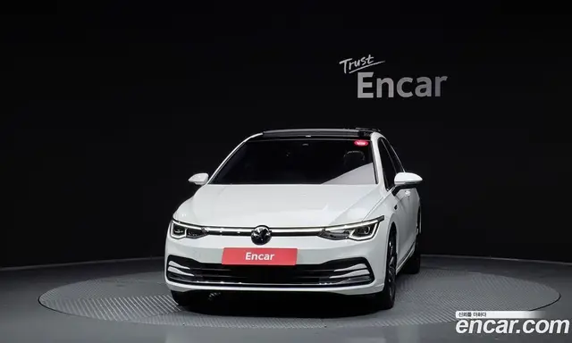Volkswagen Golf 2024 2.0 автомат (гидро), миниатюра 3