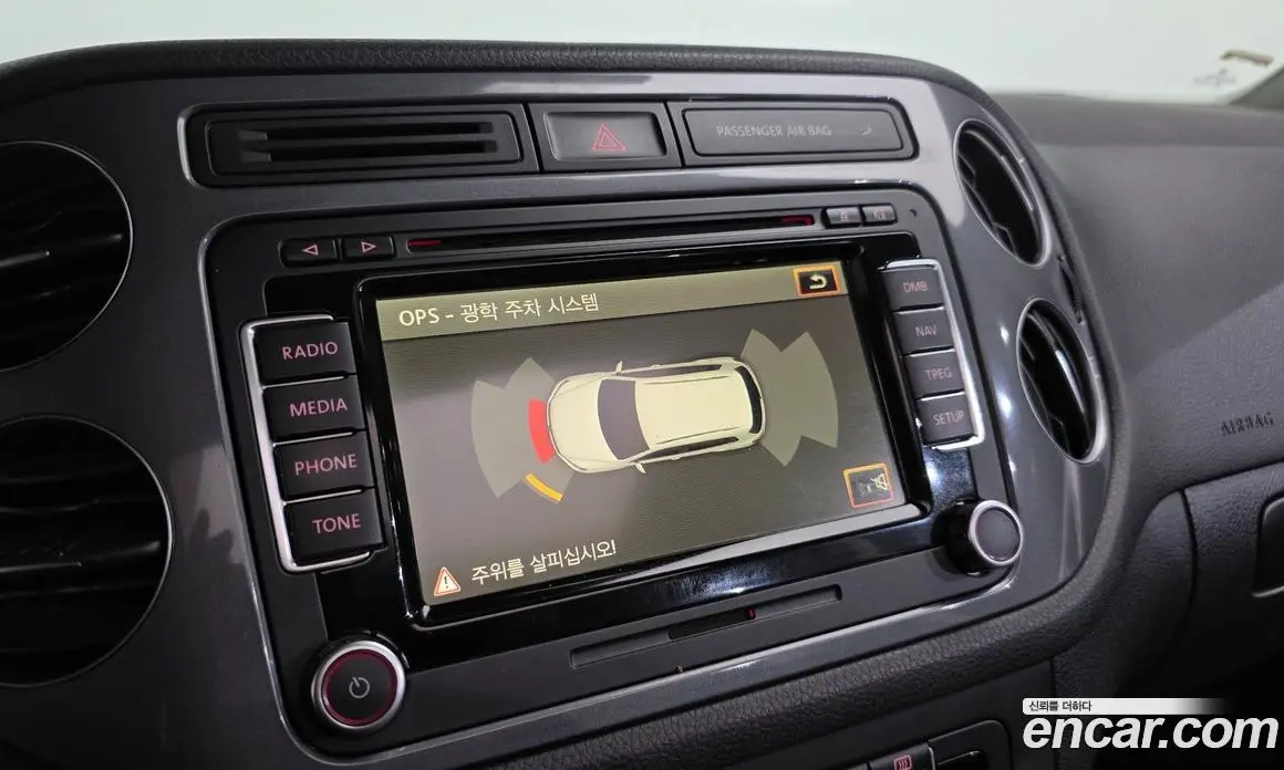 Volkswagen Tiguan 2015 2.0 автомат (гидро), фото 16