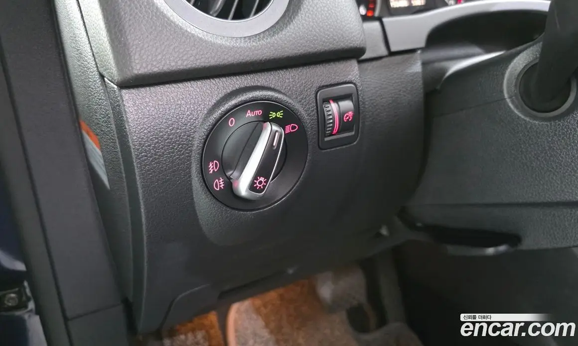 Volkswagen Tiguan 2015 2.0 автомат (гидро), фото 18