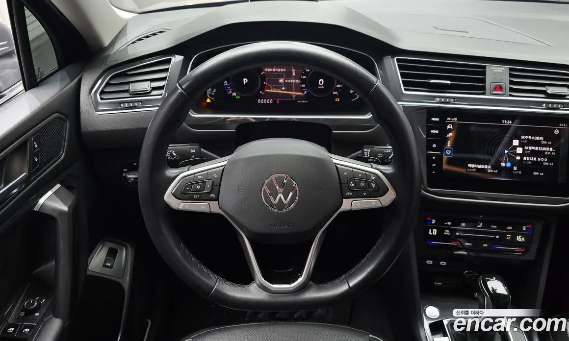 Volkswagen Tiguan 2022 2.0 автомат (гидро), фото 13