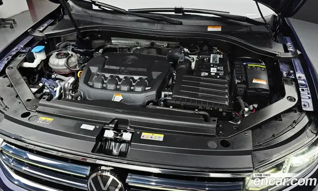 Volkswagen Tiguan 2022 2.0 автомат (гидро), миниатюра 6