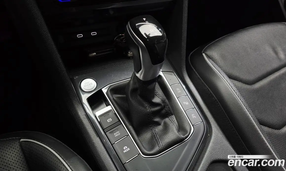 Volkswagen Tiguan 2022 2.0 автомат (гидро), фото 9