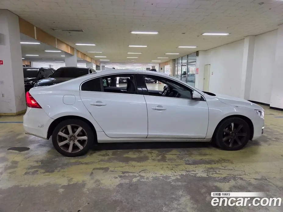 Volvo S60 2015 2.0 автомат (гидро), фото 5