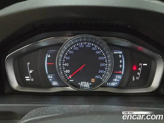 Volvo S60 2015 2.0 автомат (гидро), миниатюра 10