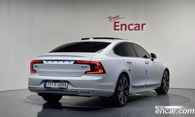 Volvo S90 2023 2.0 автомат (гидро), миниатюра 2