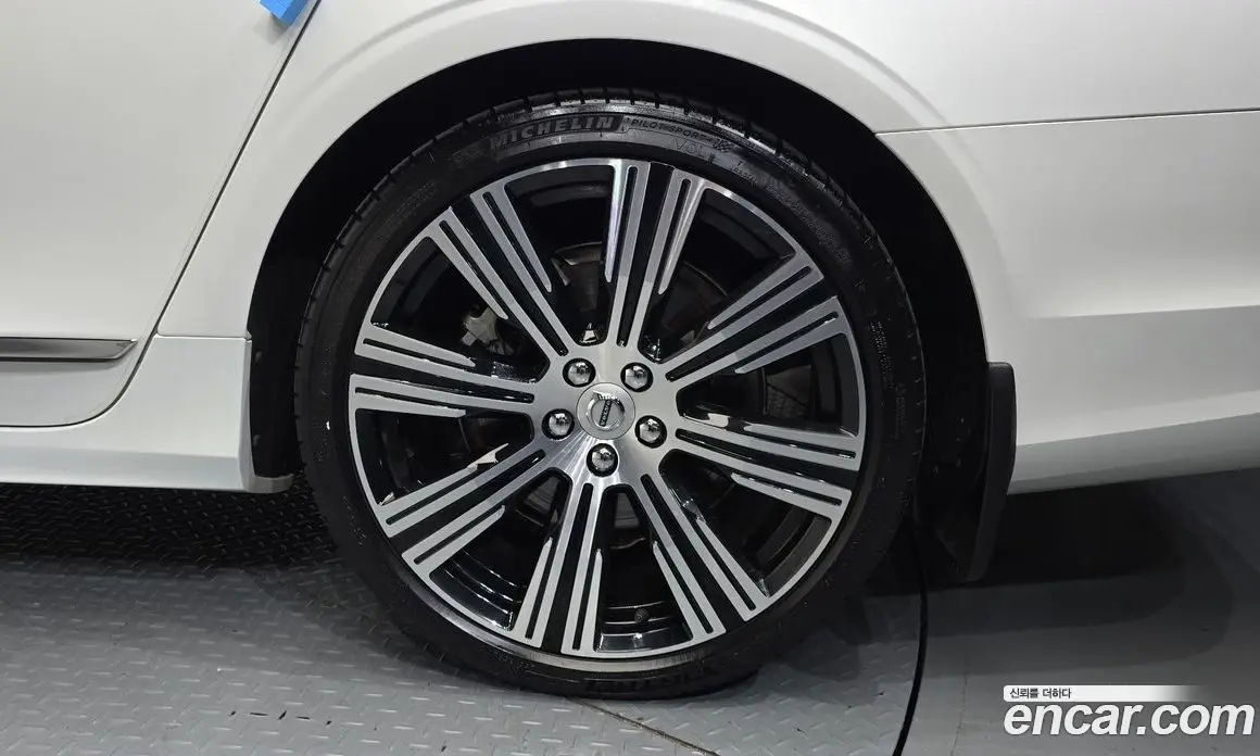 Volvo S90 2023 2.0 автомат (гидро), фото 7