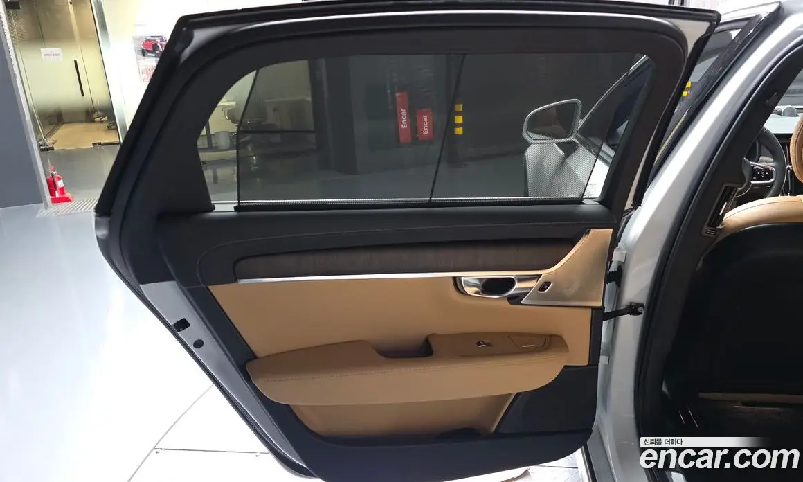 Volvo S90 2024 2.0 автомат (гидро), фото 15