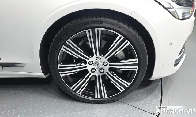 Volvo S90 2024 2.0 автомат (гидро), миниатюра 5