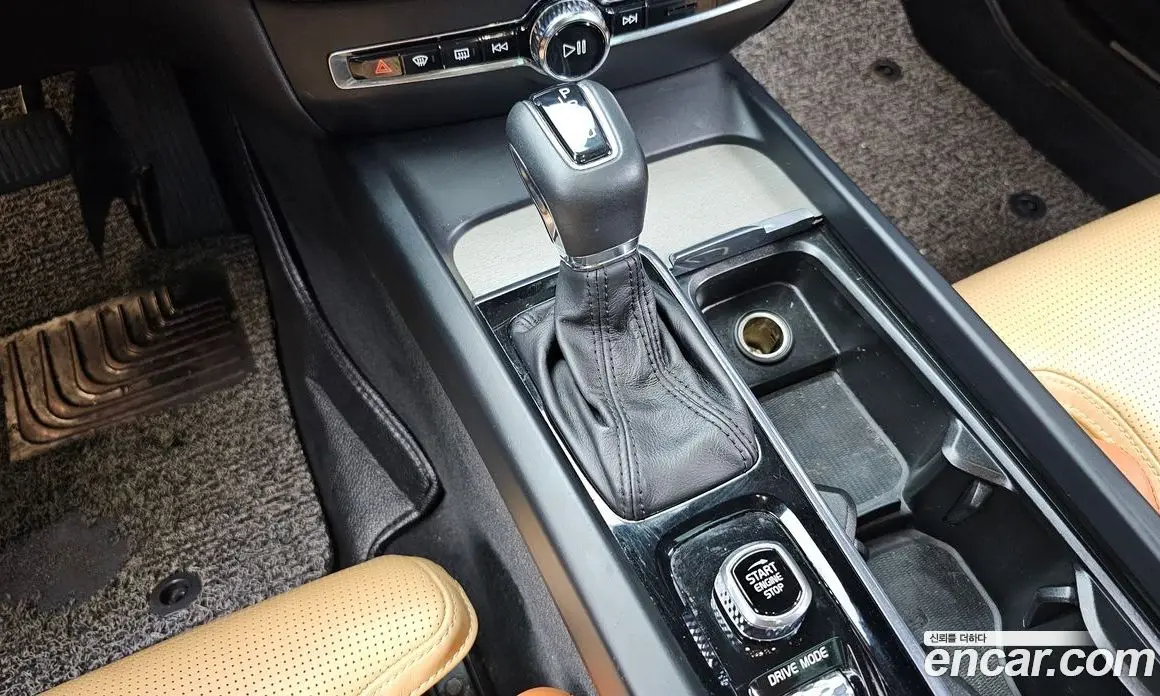 Volvo V60 2020 2.0 автомат (гидро), фото 12