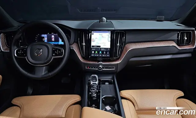 Volvo XC60 2023 2.0 автомат (гидро), миниатюра 7