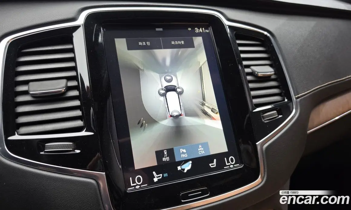 Volvo XC90 2016 2.0 автомат (гидро), фото 17