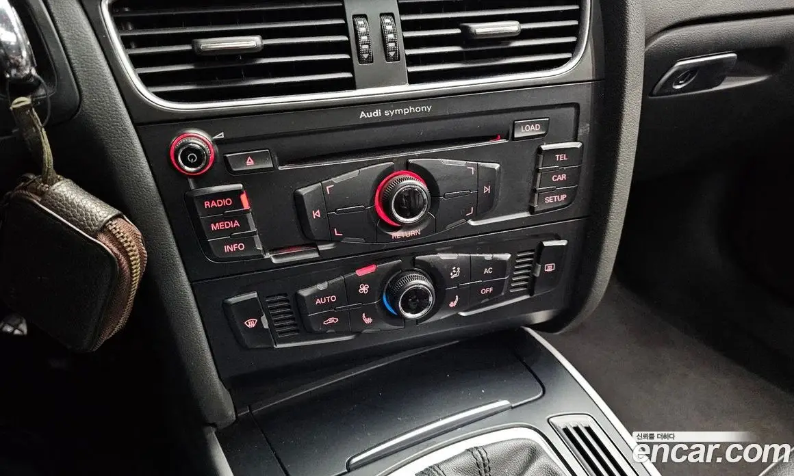 Audi A4 2011 2.0 автомат (гидро), фото 18