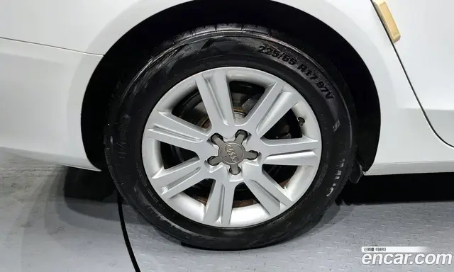 Audi A4 2011 2.0 автомат (гидро), миниатюра 5