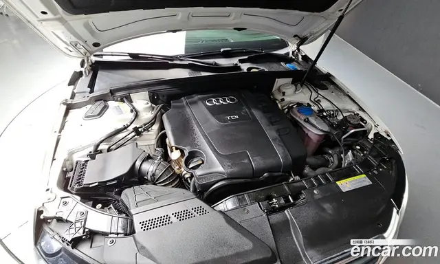 Audi A4 2011 2.0 автомат (гидро), миниатюра 6
