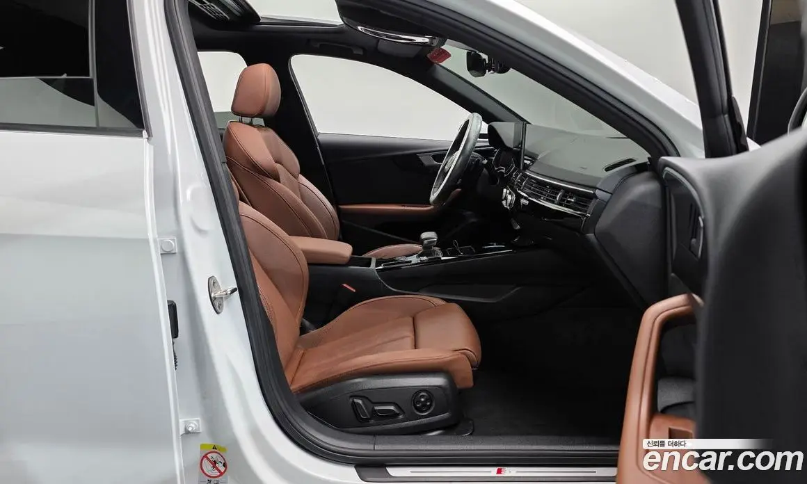 Audi A4 2021 2.0 автомат (гидро), фото 15
