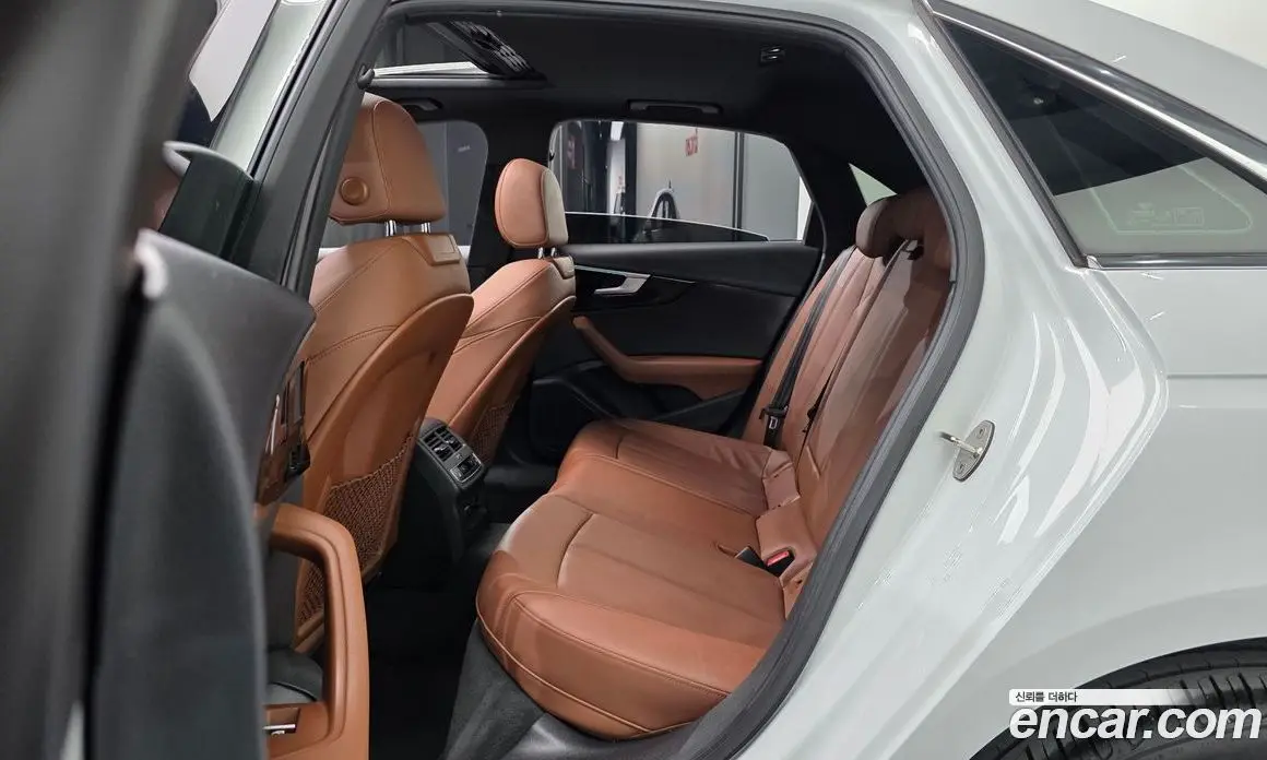 Audi A4 2021 2.0 автомат (гидро), фото 17