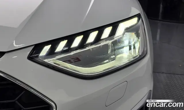 Audi A4 2021 2.0 автомат (гидро), миниатюра 7