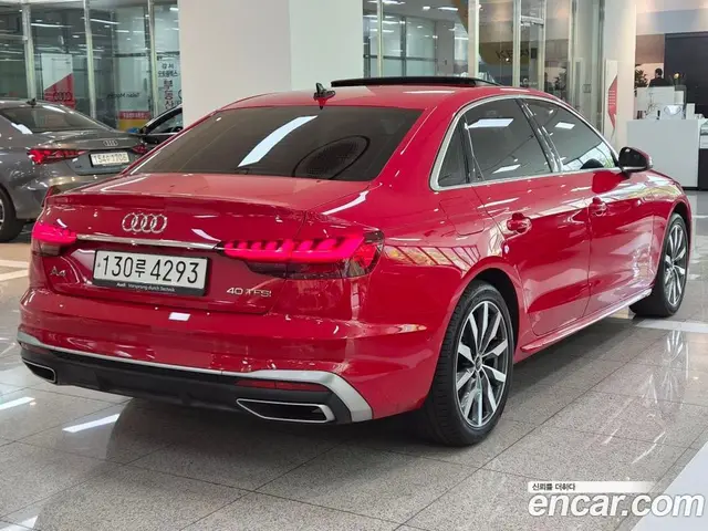 Audi A4 2023 2.0 автомат (гидро), миниатюра 2