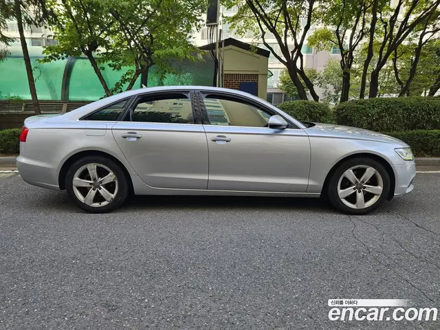 Audi A6 2013 2.0 автомат (гидро), миниатюра 2