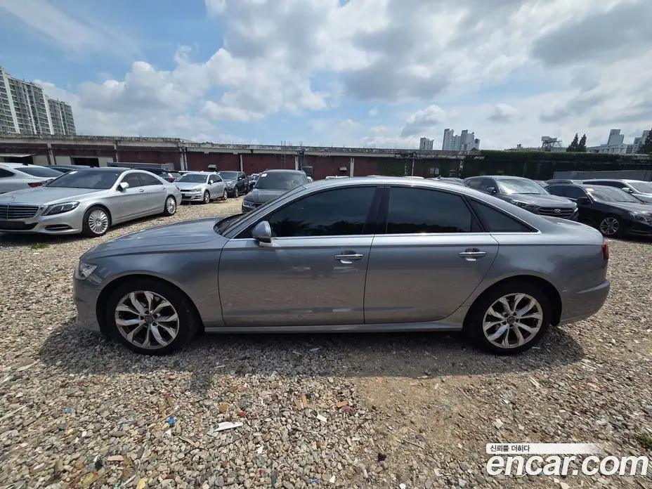Audi A6 2016 2.0 автомат (гидро), фото 4