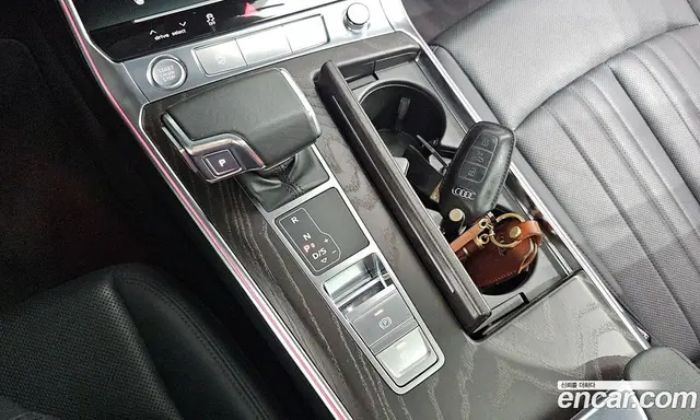 Audi A6 2019 2.0 автомат (гидро), миниатюра 12