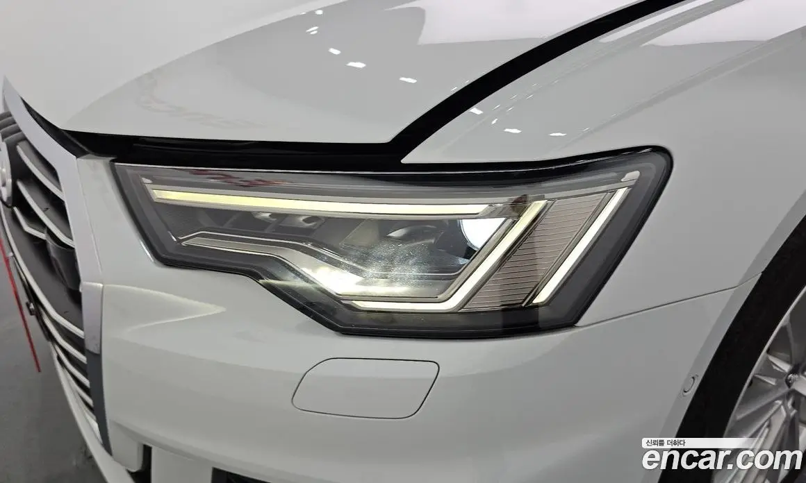 Audi A6 2019 2.0 автомат (гидро), фото 8