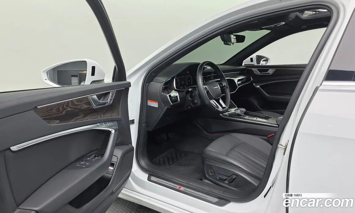 Audi A6 2019 2.0 автомат (гидро), фото 14