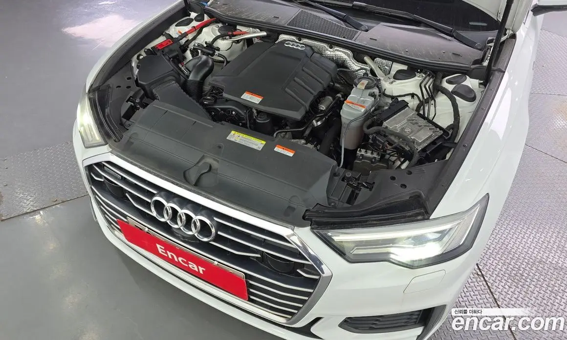 Audi A6 2019 2.0 автомат (гидро), фото 6