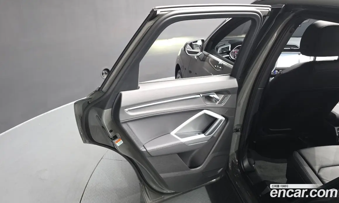 Audi Q3 2020 2.0 автомат (гидро), фото 15