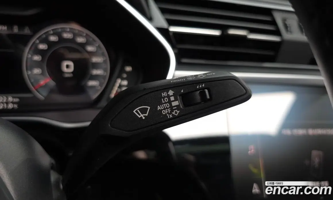 Audi Q3 2020 2.0 автомат (гидро), фото 24