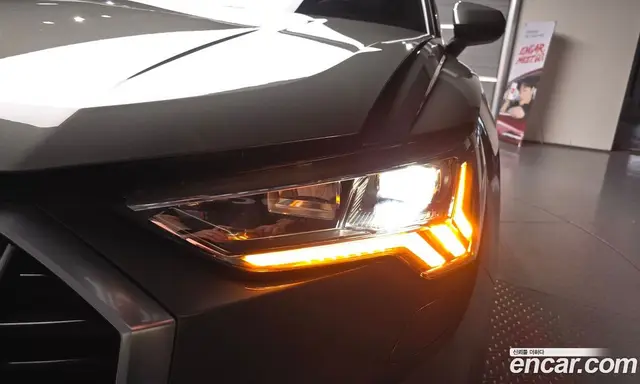 Audi Q3 2020 2.0 автомат (гидро), миниатюра 8