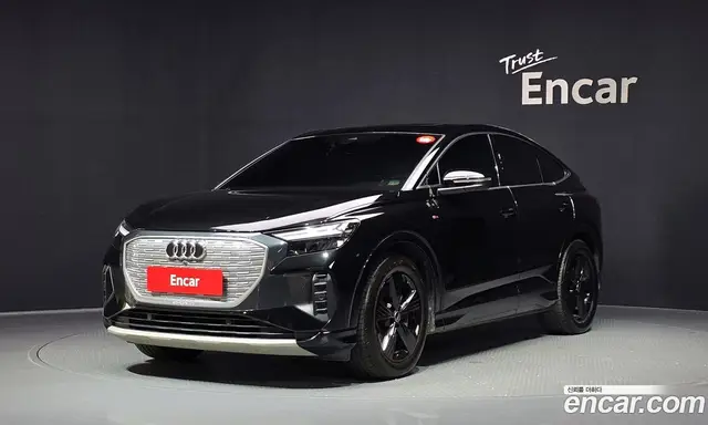 Audi Q4 e-tron, 2022, 84 336 км