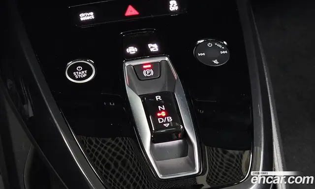 Audi Q4 e-tron 2022 0.2 автомат (гидро), миниатюра 9