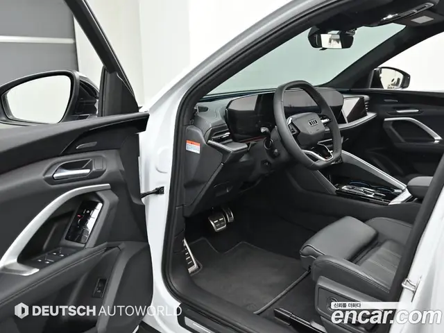 Audi Q5 2025 2.0 автомат (гидро), миниатюра 11
