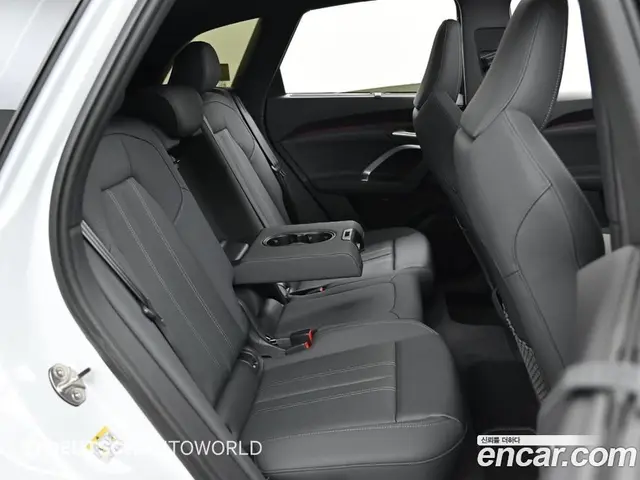 Audi Q5 2025 2.0 автомат (гидро), миниатюра 12