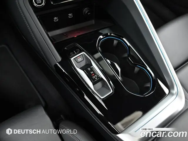 Audi Q5 2025 2.0 автомат (гидро), миниатюра 9
