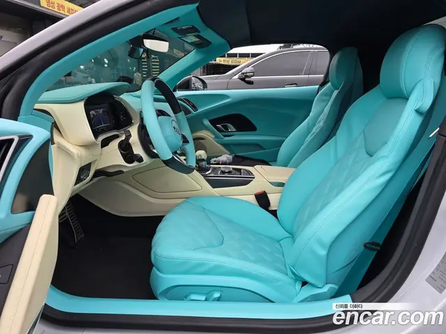 Audi R8 2021 5.2 автомат (гидро), миниатюра 9