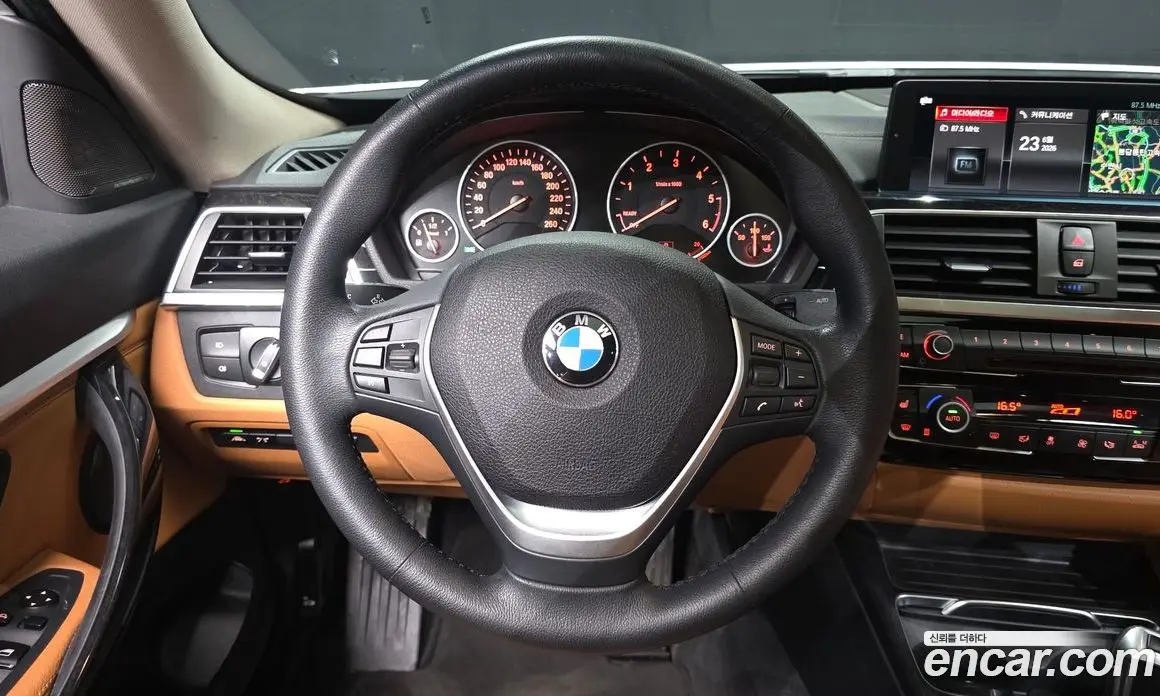 BMW 3 серия 2018 2.0 автомат (гидро), фото 13
