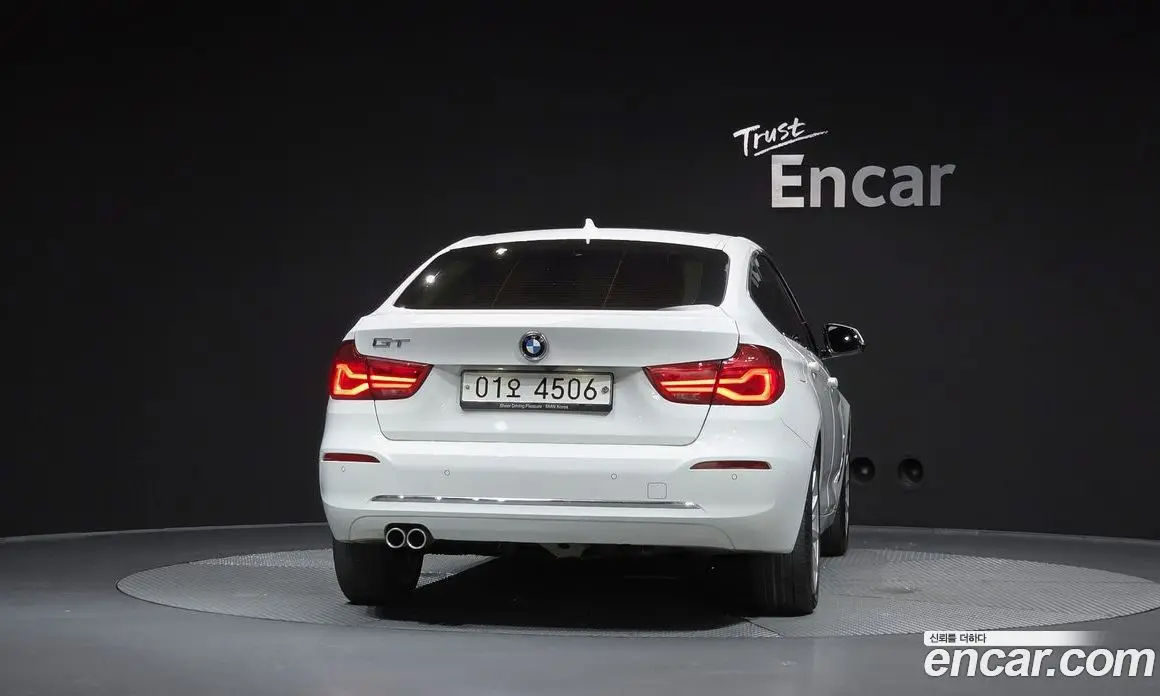 BMW 3 серия 2018 2.0 автомат (гидро), фото 4